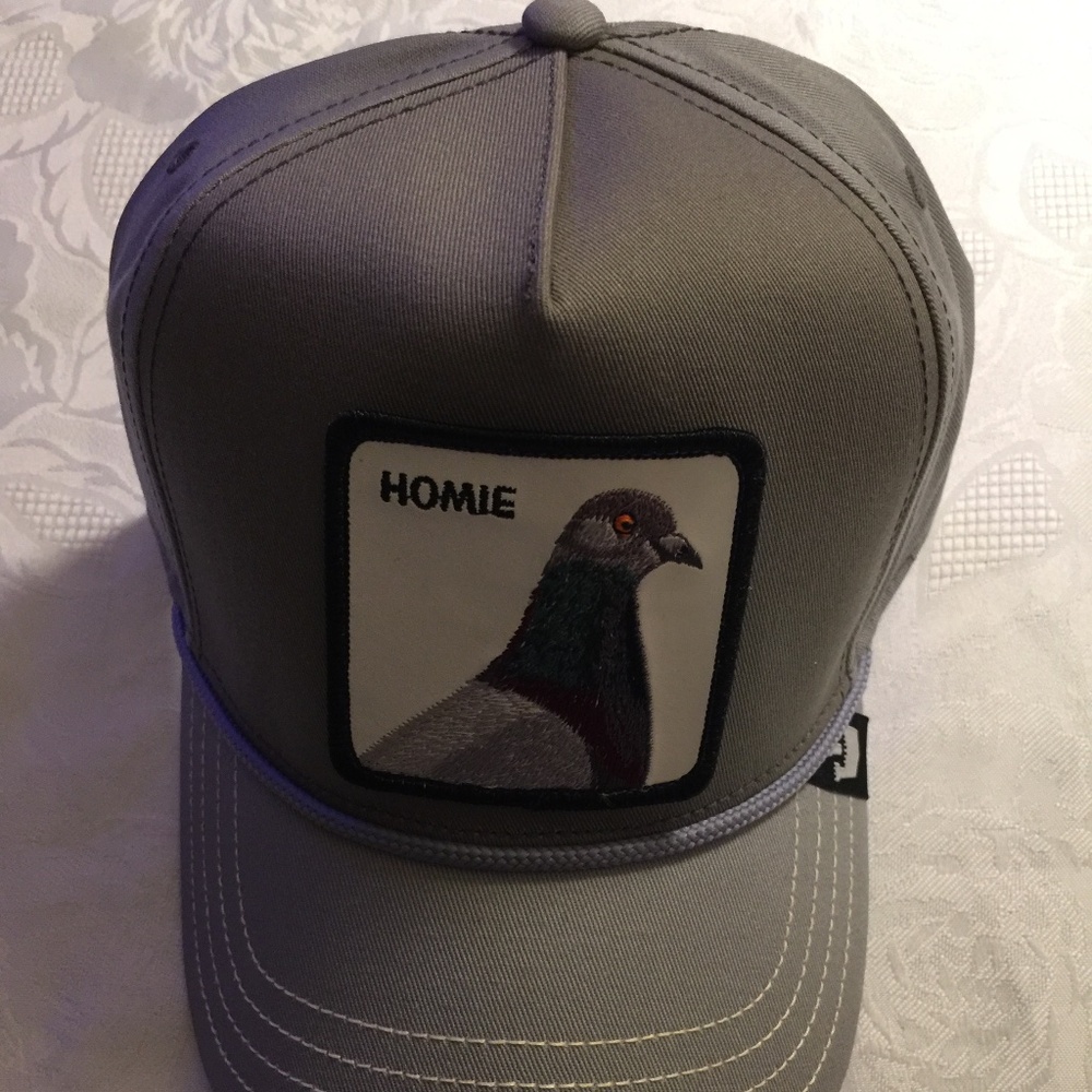 Goorin Bros. Grey Men’s Hat - Grey with an Pigeon image on the Front- NEW